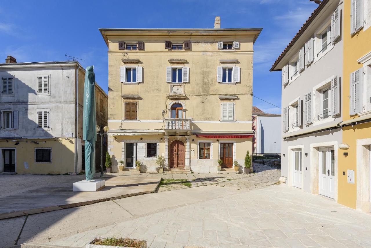 Urban Loft Old Town Porec Bagian luar foto