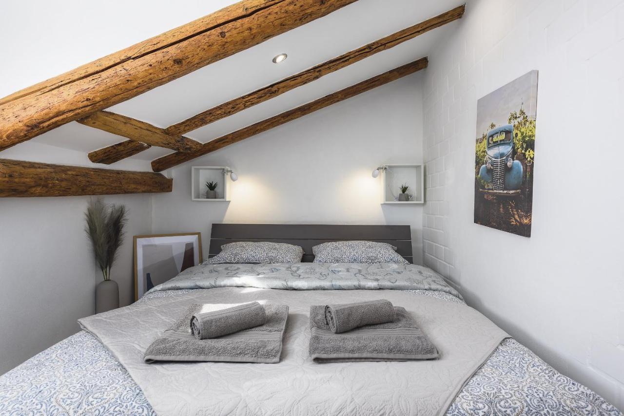 Urban Loft Old Town Porec Bagian luar foto